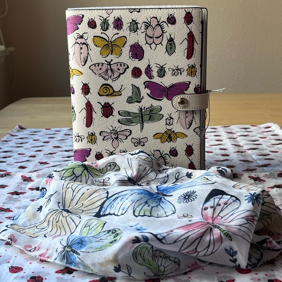 🪲🐌🐞 COACH NOTEBOOK WITH CREATURE PRINT 🐞🐌🪲 NWT 🪲🐌🐞 - Picture 12 of 16